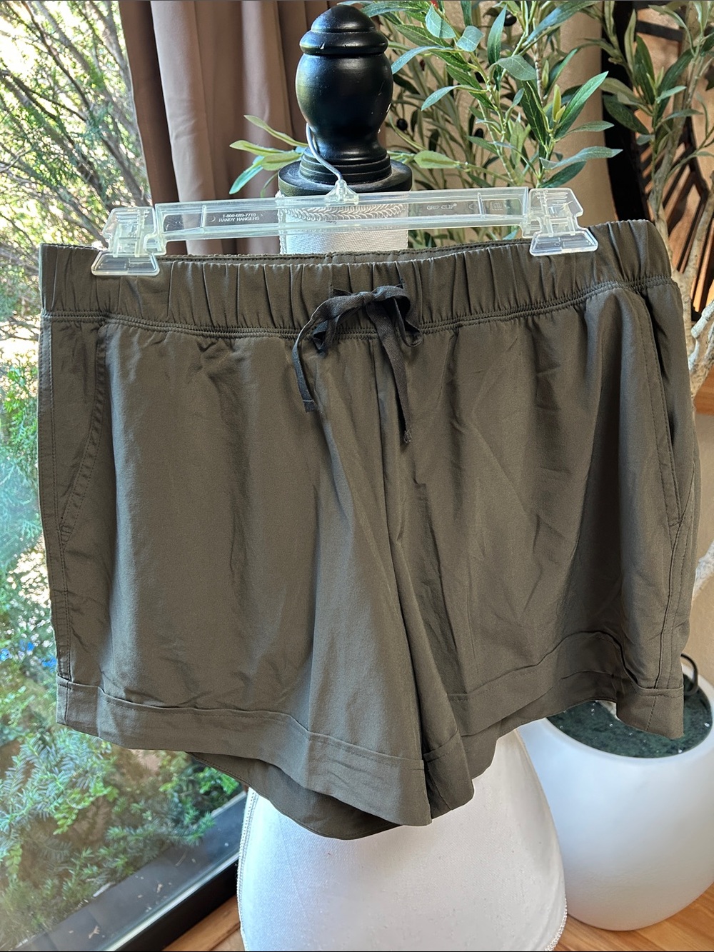 TEK gear Olive Drawstring Athletic Shorts MED new never worn
